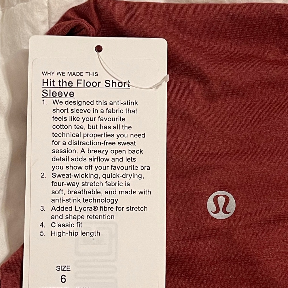 Lululemon hit the floor short sleeve size 6